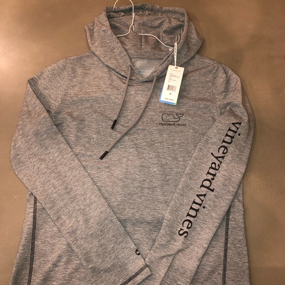 NWT vineyard vines hoodie